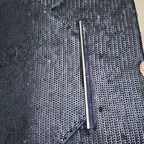 NWOT BCBGMaxazria Harlow Clutch in Black - Picture 3 of 6